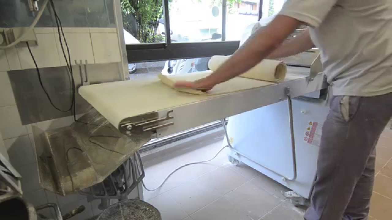 Laminoir de boulangerie semi automatique - Groupe Eurolabo