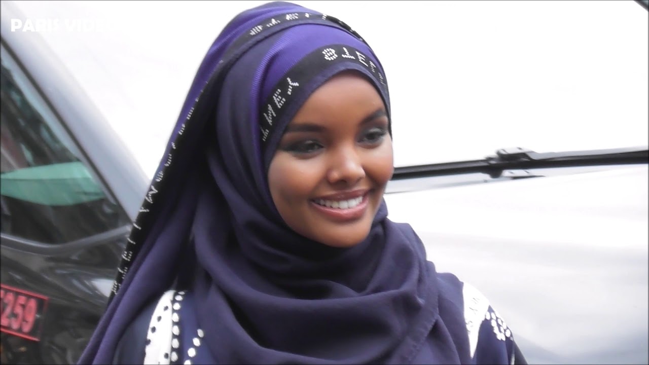VIDEO Halima Aden attends Paris Fashion Week 4 march 2019 show Stella McCartney