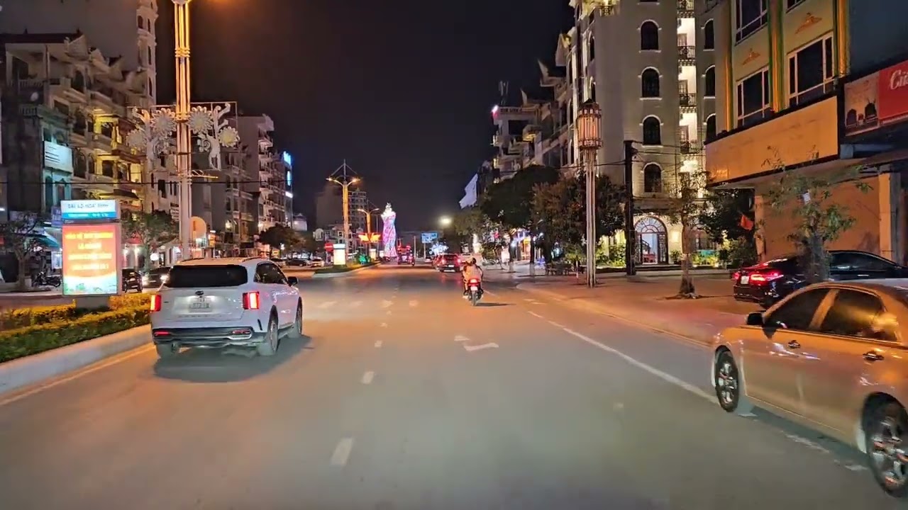 Thành Phố Móng Cái Về Đêm | Thành Phố Ven Biên, Ven Biển nhiều tiềm năng Phát Triển nhất Việt Nam