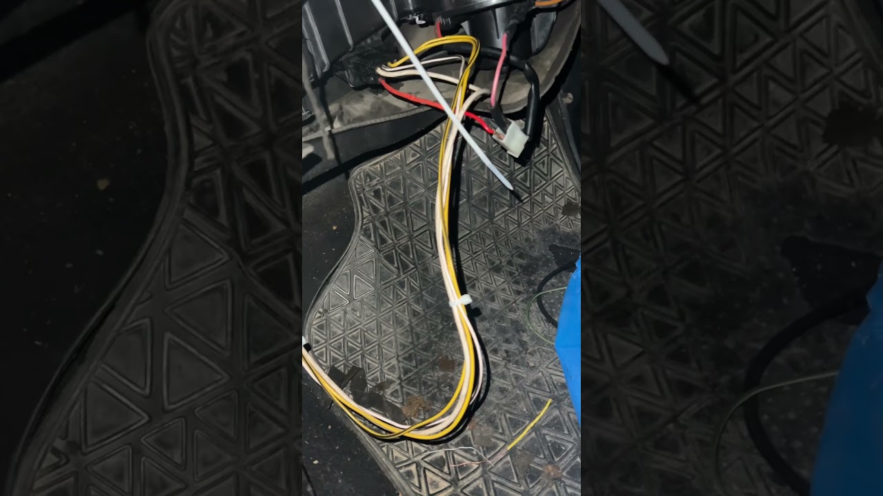 Гольф 3 не работает вентилятор печки ￼