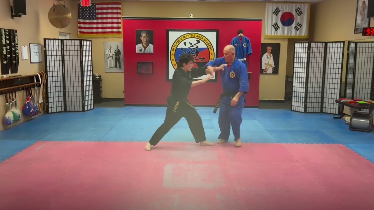 Bantoogi - Sin Moo Ryong Moo Kwan
