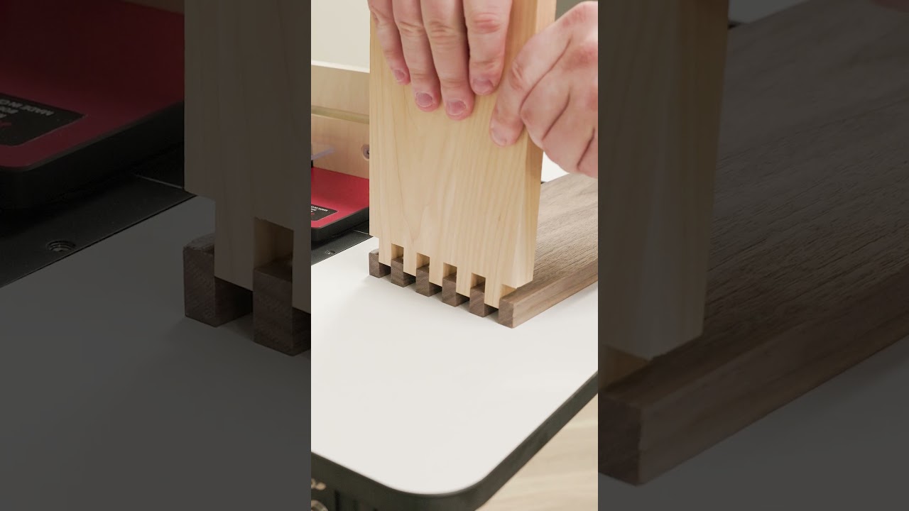 Is there a Box Joint Jig smoother than this? #woodworking