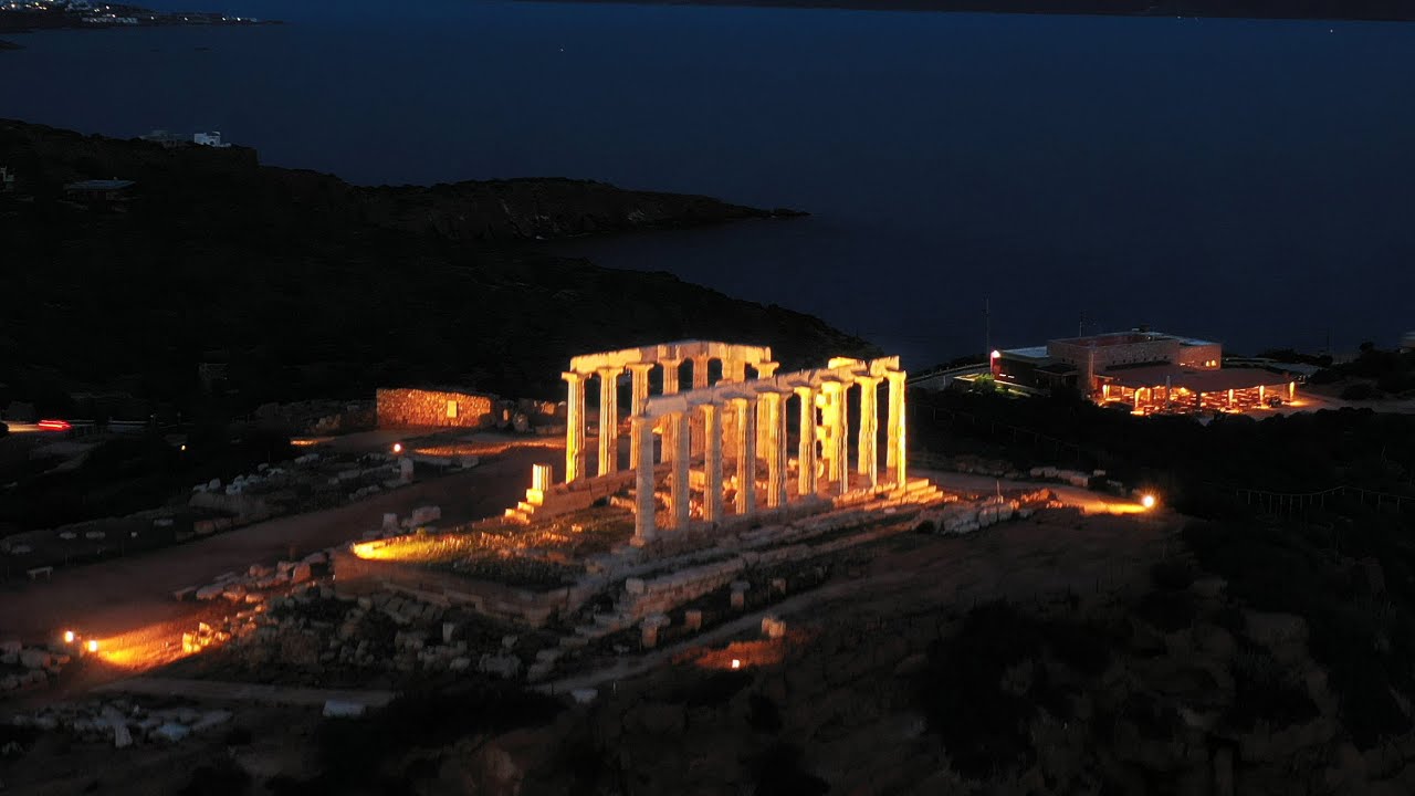 &Tau;emple of Poseidon 4k  drone photography  / Windy Pixels