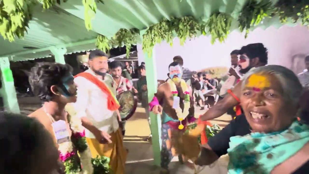 🕉️మా  ఇంట్లో శ్రీ రేణుక ఎల్లమ్మ పట్నాలు 🐍పోతు రాజుల ఏంట్రీ 🪓