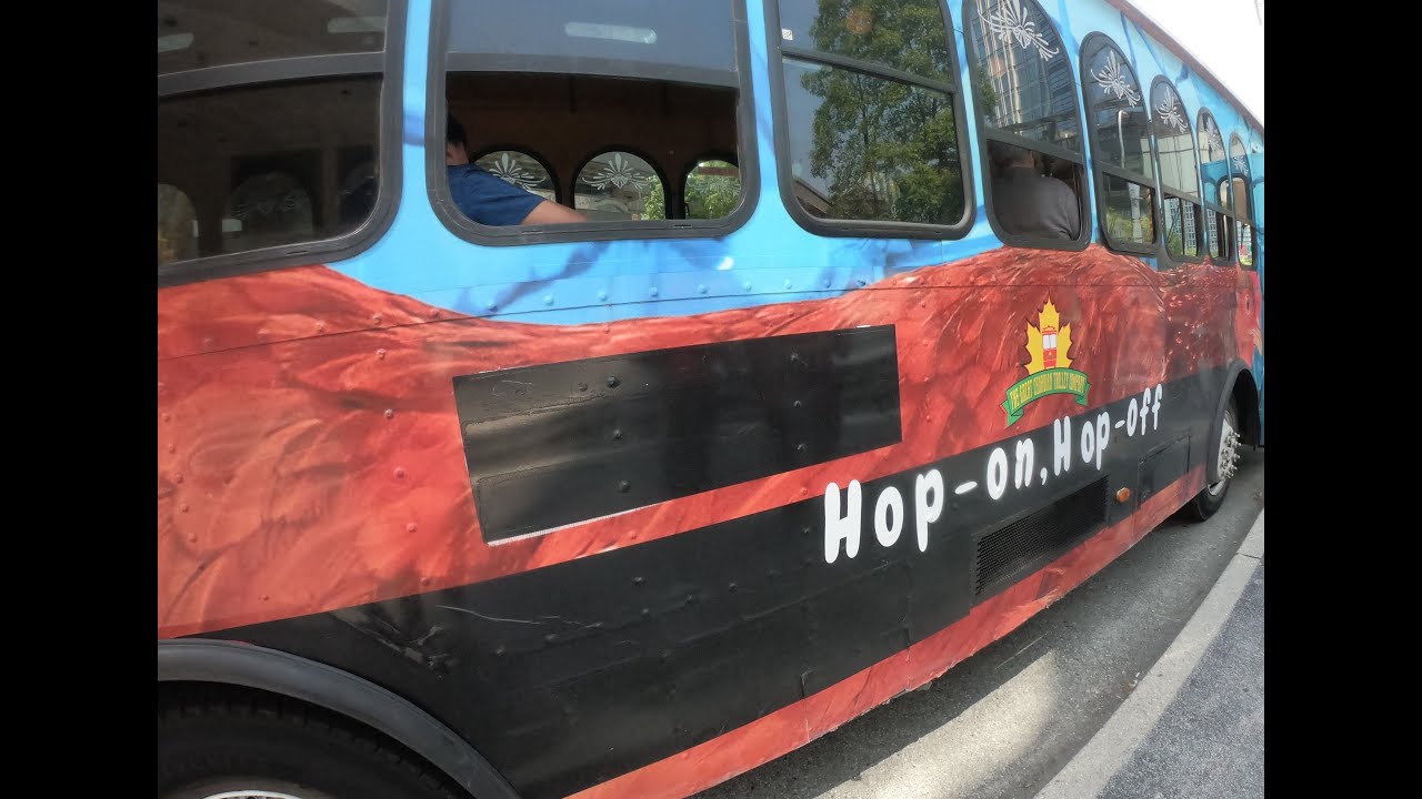 Vancouver city tour hop on hop off Iconic trolley