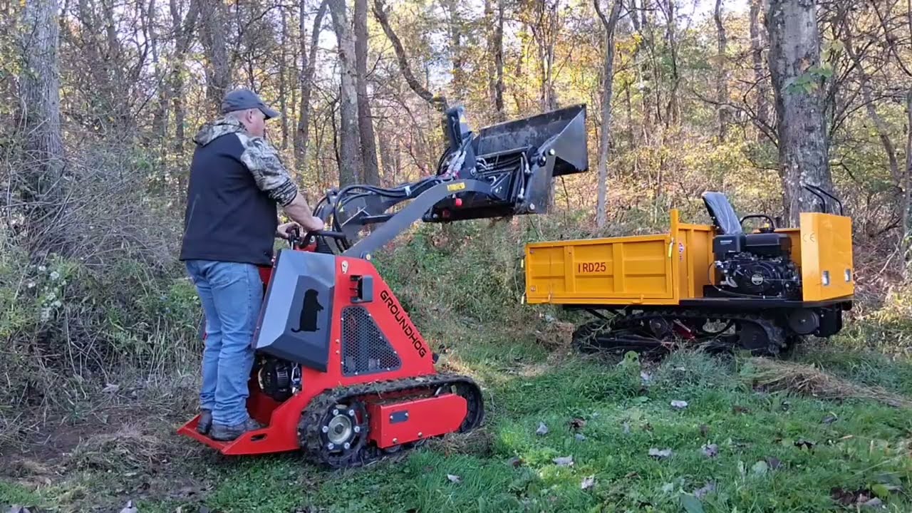 GROUNDHOG LT14  MINI SKIDSTEER IN ACTION!