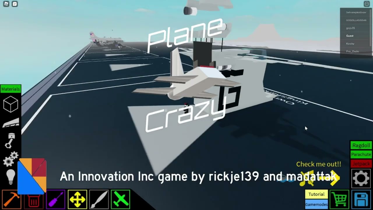 Gru's Car and Airship showcase in Plane Crazy | Roblox