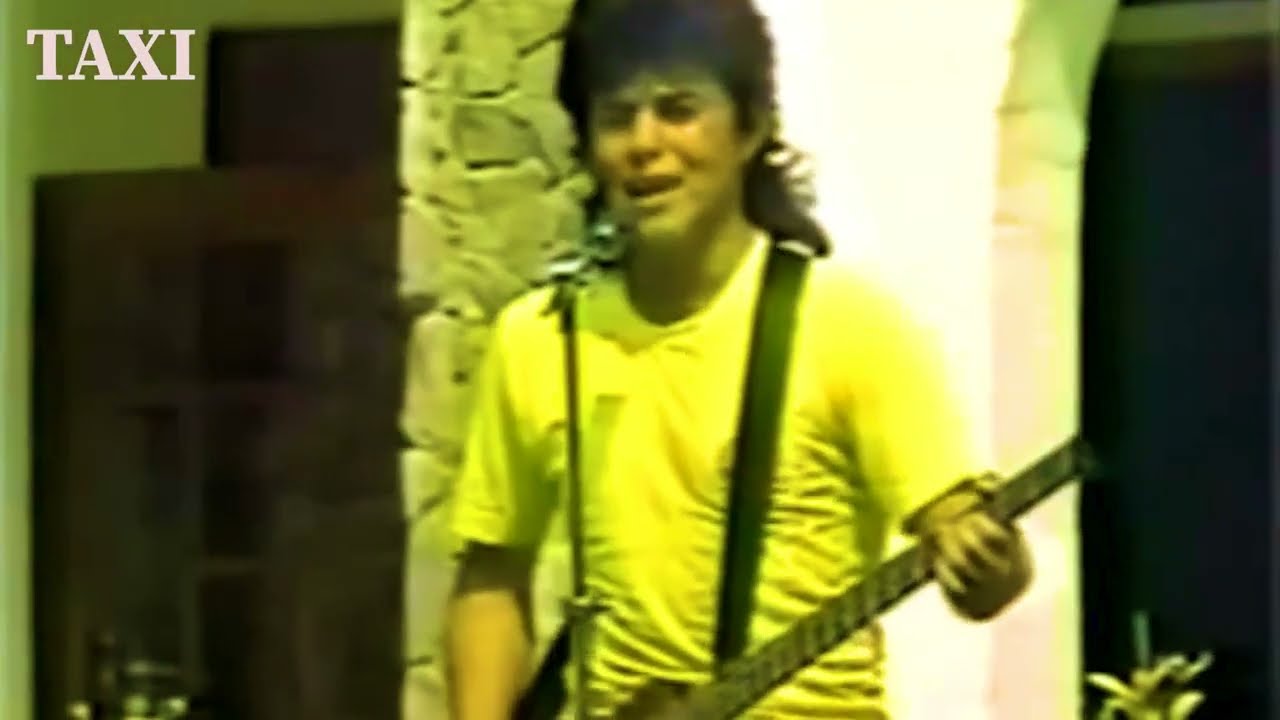 Taxi - Domingo Sangriento / Un Dia de Año Nuevo (Perú - 1986)