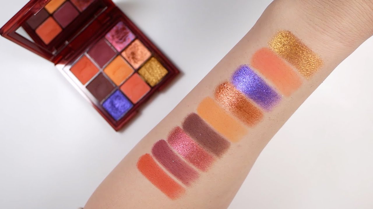 Huda Beauty Wild Obsessions Chameleon Palette Swatches