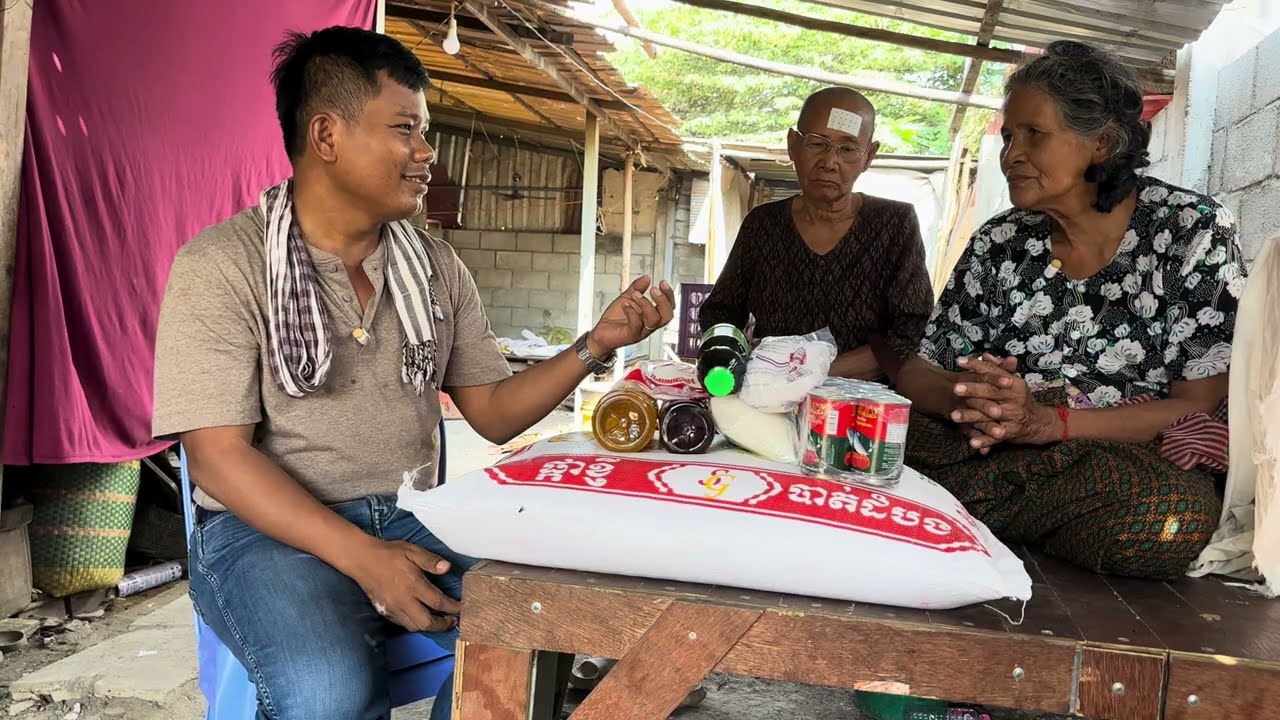 ជួយសង្គ្រោះចាស់ជរាគ្មានទីពឹង បានបុណ្យច្រើនណាស់