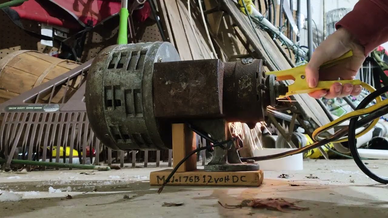 My Federal Sign & Signal Model 76B run off lawn mower battery | 12/31/25 