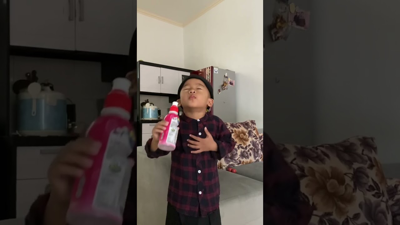 Minuman pororo rasa stawberry 