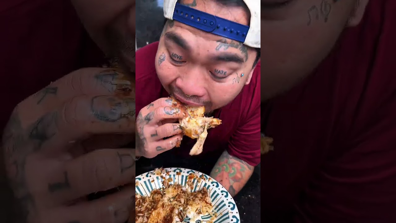 AYAM GORENG SERUNDENG ENAK NEMEN !