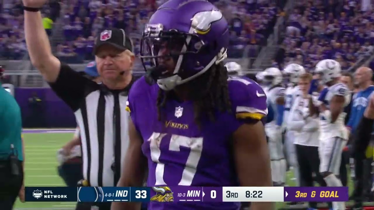 KJ Osborn scores a HUGE TD to cut the lead to 26