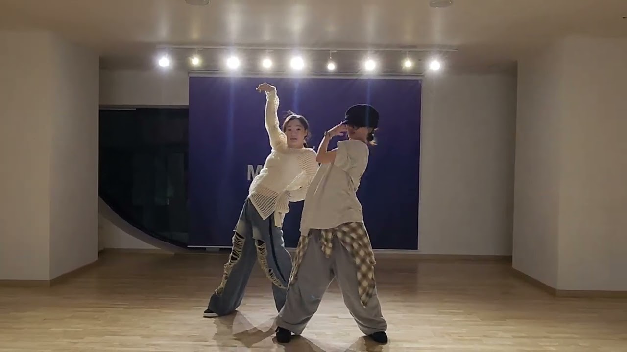 GIRLS HIPHOP CLASS