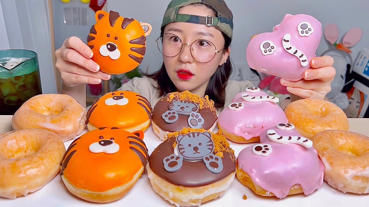 크리스피크림도넛 복받아랑 사랑해랑 행복해랑 글레이즈드 도넛 더즌 디저트 먹방 Dessert Mukbang