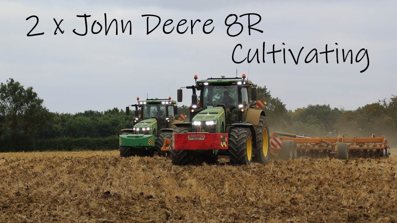 2 John Deere 8400Rs Cultivating 2021