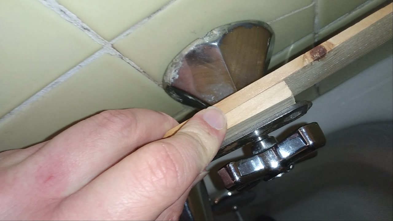 How I removed a stuck shower handle without using a handle puller or blowtorch