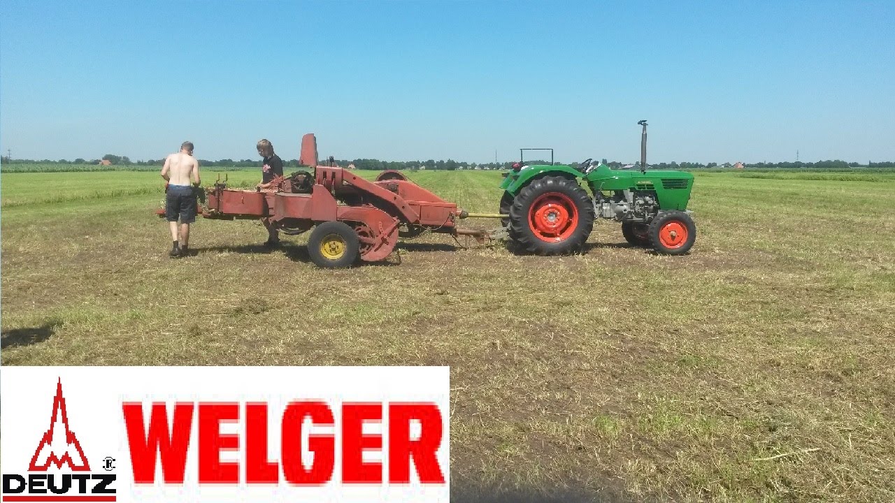 baling hay Deutz d3006 Welger ap 12