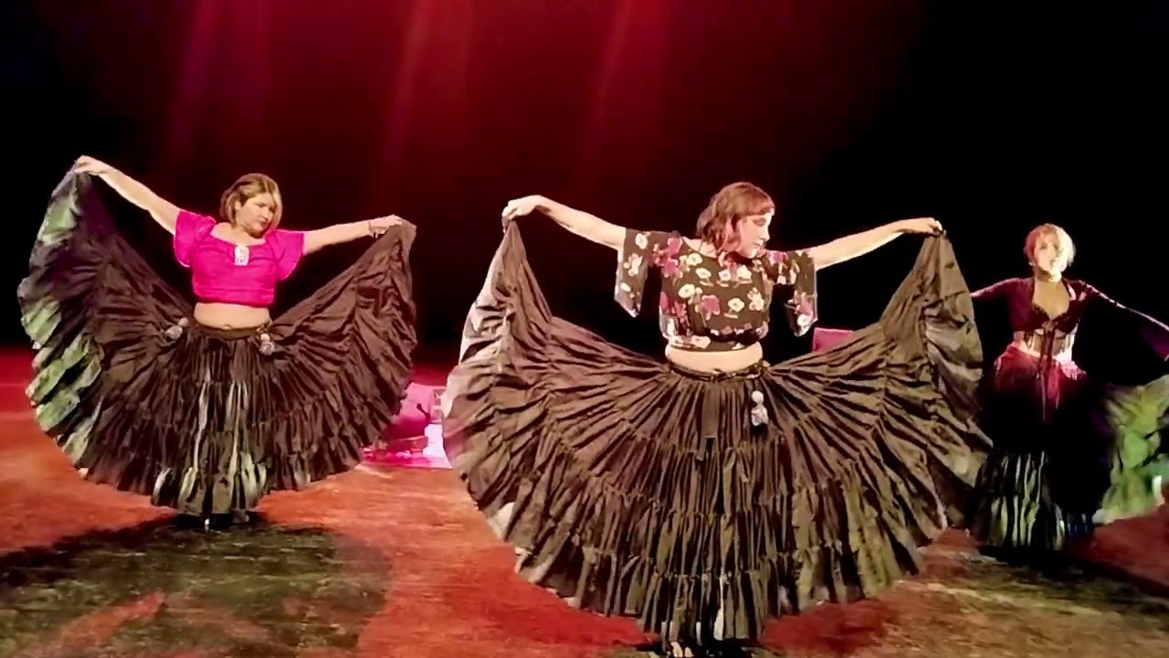 The Lunas Tribe / Vesta Cooltura/ lentos GypsyMoth 