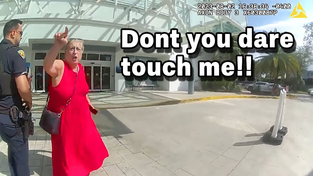 Entitled Karen Goes Ballistic When Hotel Refuses To Give Her A Free Night