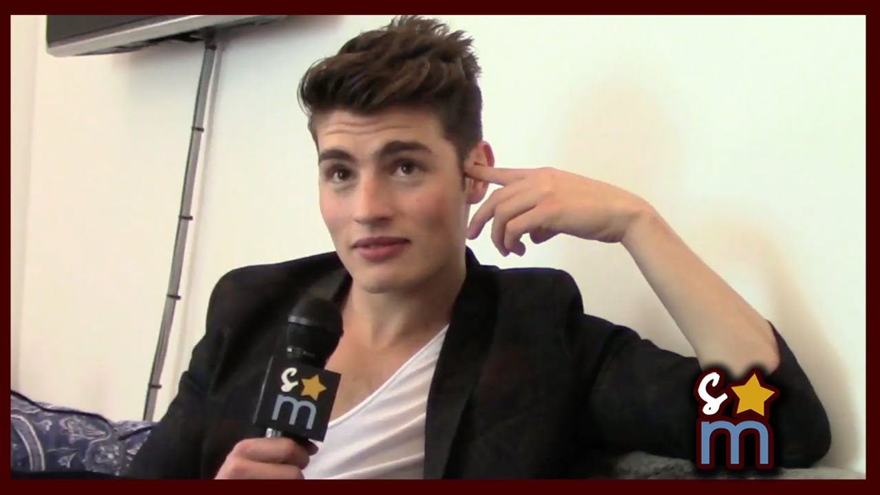 Gregg Sulkin Does Best NY Accent & Talks AFFLUENZA Movie