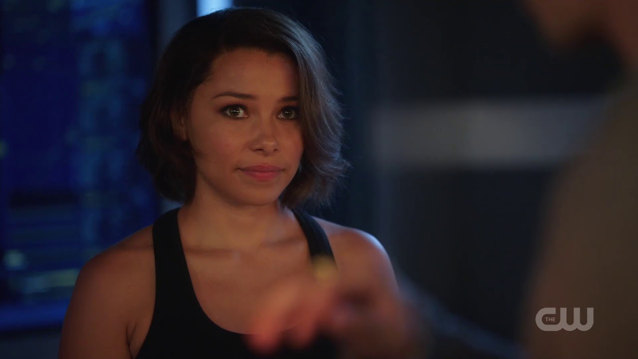 The Flash Season 5 Best Speedster Scenes [5x01]