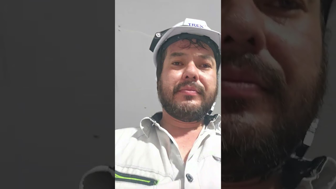 Akira ensinando a estrutura de montagem do novo modelo de baú de caminhão frigorífico