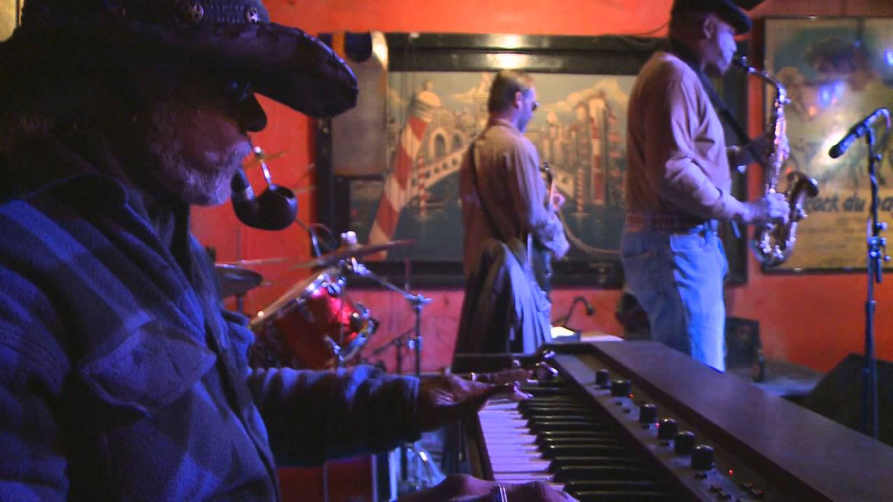 The Texas Bucket List - The Continental Club