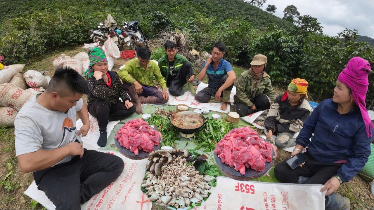 Nồi lẩu bò đặc biệt trên nương của em Thơm | Nhịp Sống Tây Bắc