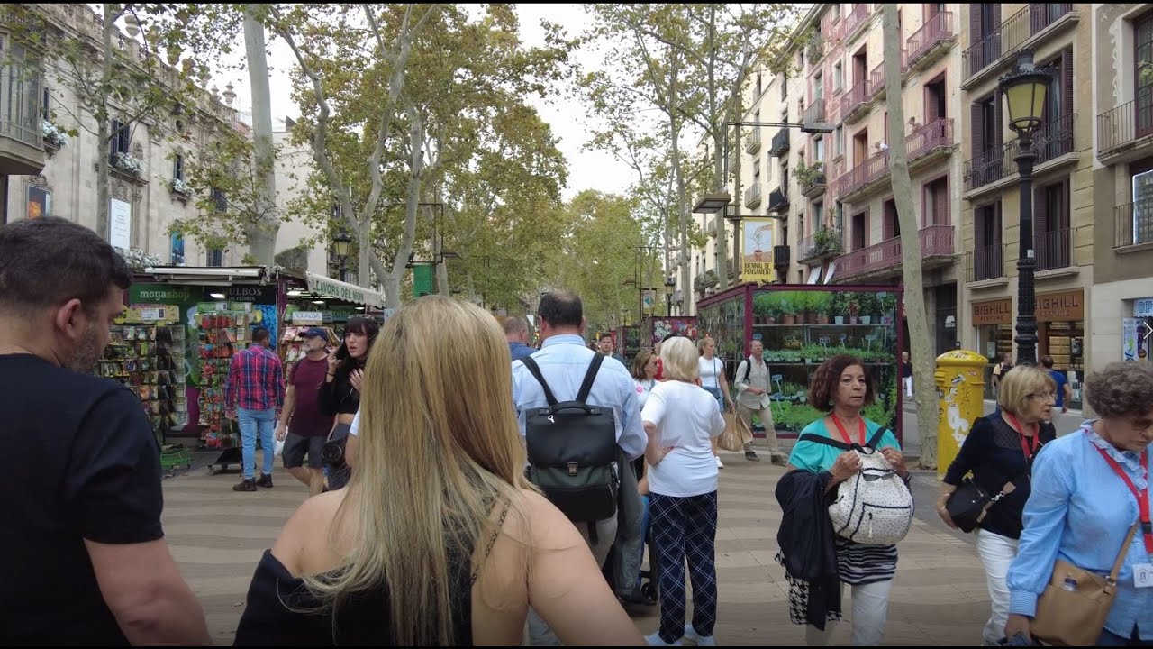 Walking down La Rambla in Barcalona