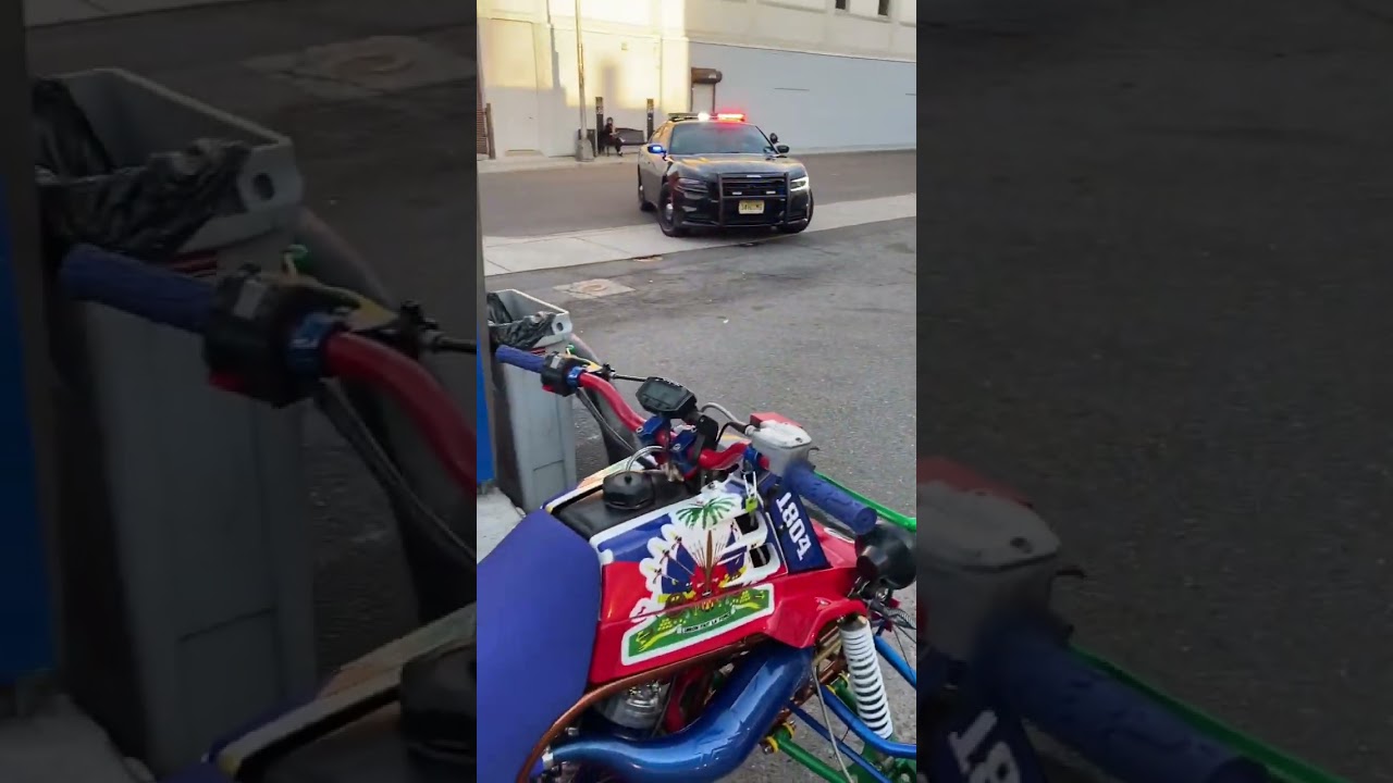 🤦🏾&zwj;♂️Street legal Yamaha banshee pull over part 2 😭😂🤣