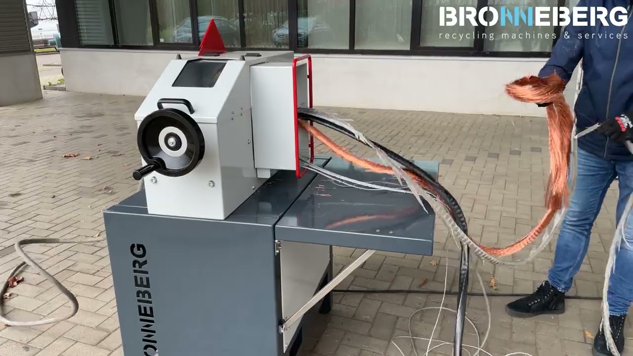 Bronneberg Cable Stripper KAB-Y | The Best Machine for Rubber, Alu and Armoured Cable