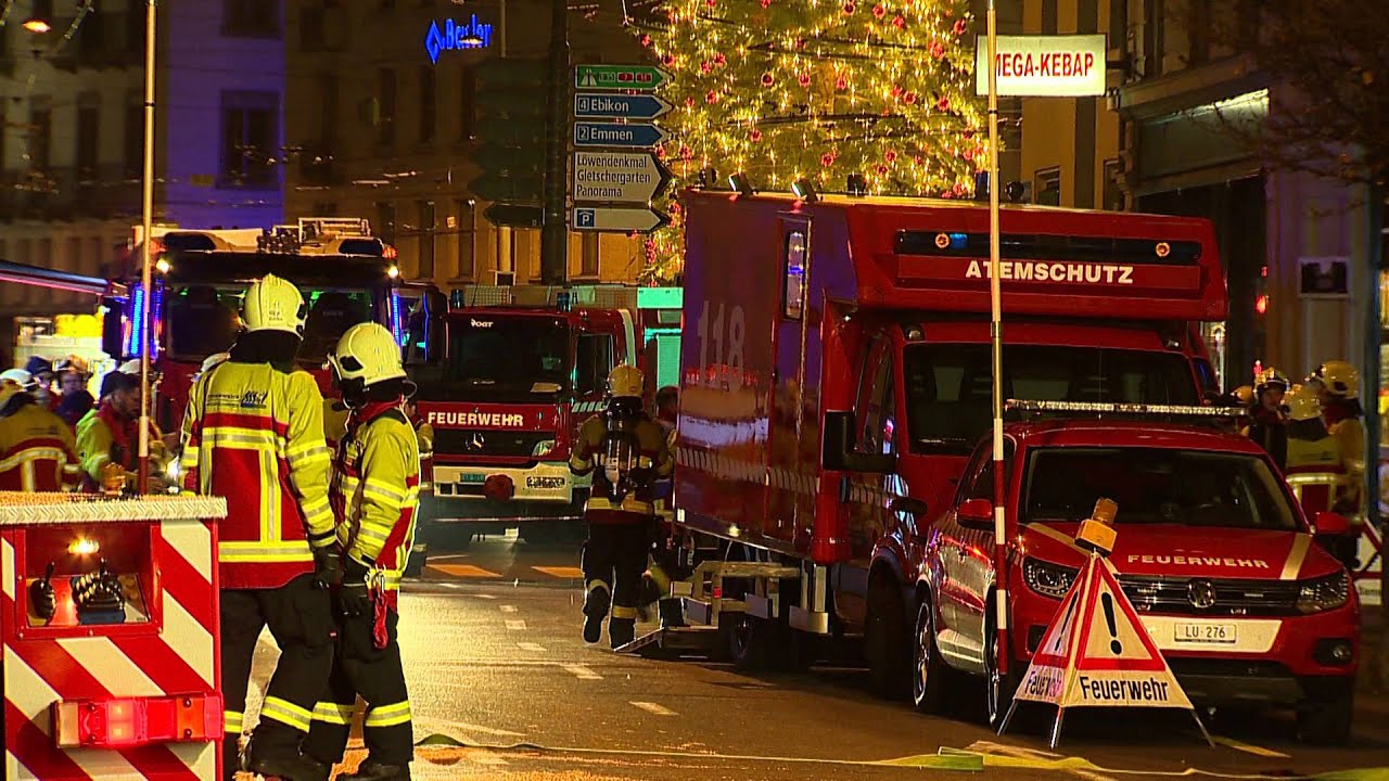 Luzern: Glimmbrand in den Zwischenböden eines Wohn- und Geschäftshauses.