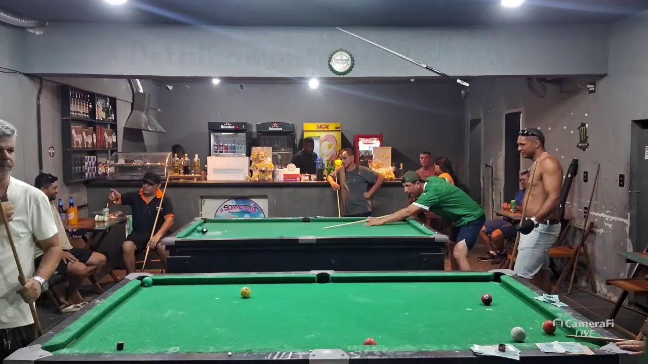 15/02 0pen bar