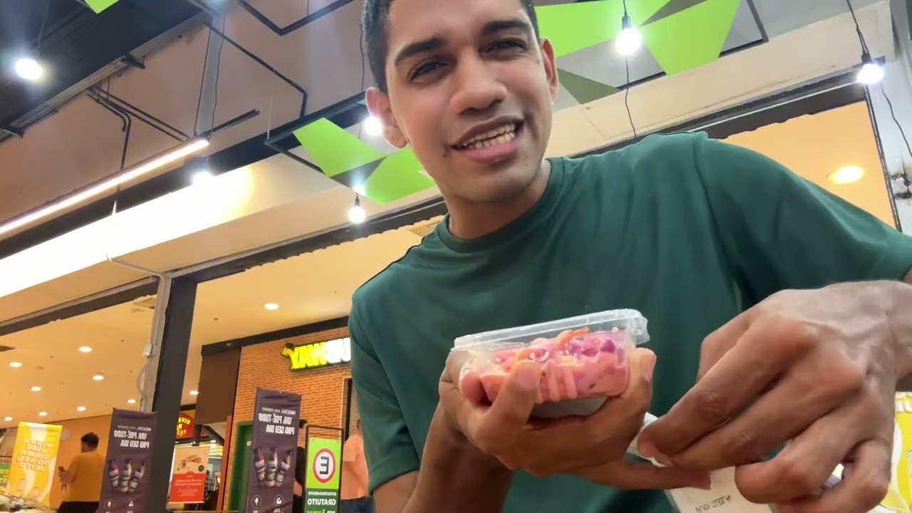 ALMOÇANDO NO MERCADO E PROCURANDO NOVO EMPREGO!
