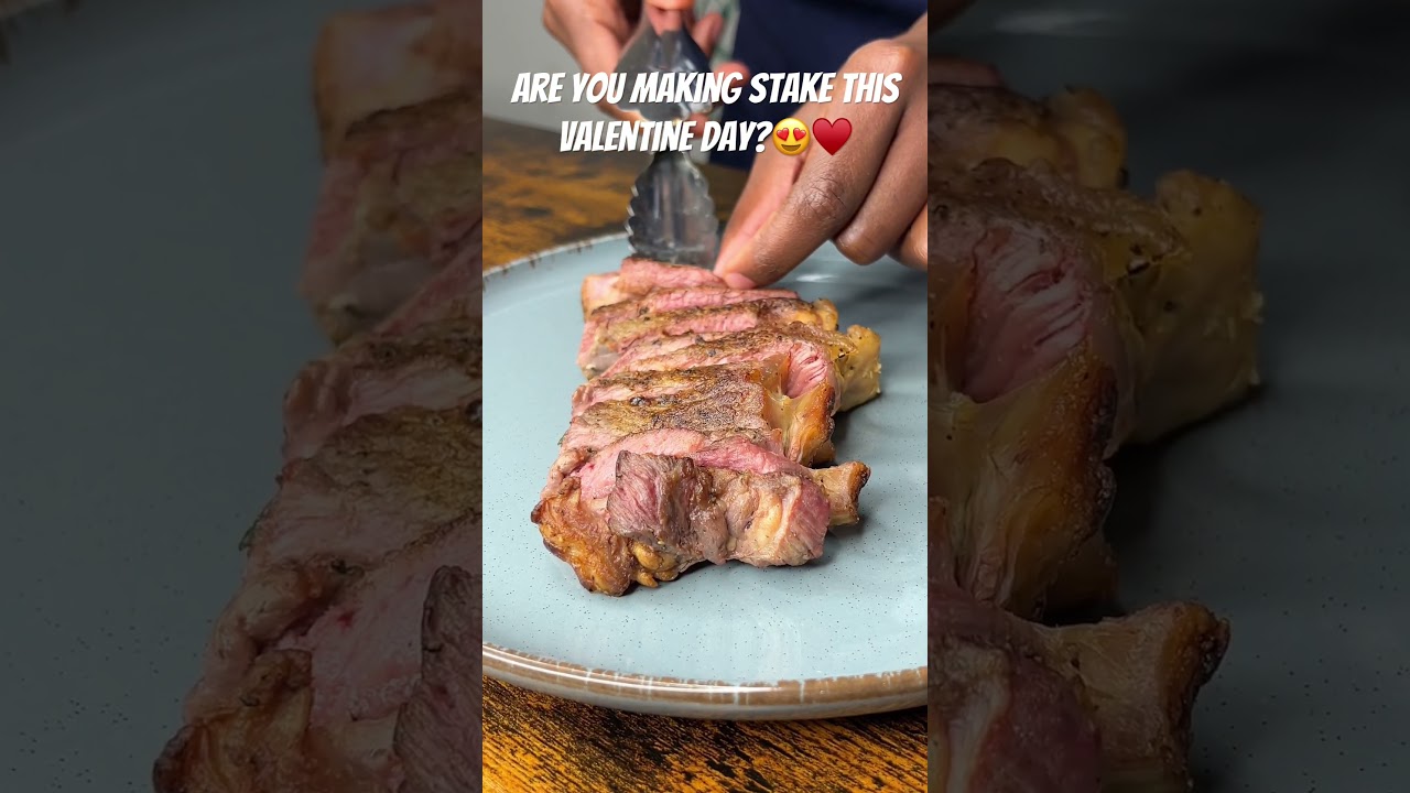 Rare Sirloin Stake with Chips🤤😋 #valentinesday #stake #4upage #shorts #love #maggiesjourney #viral
