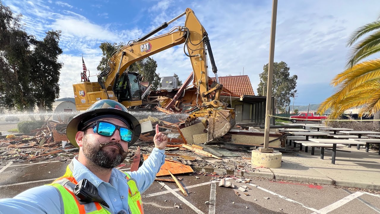 Knocking down the old Camp Pendleton McDonalds 