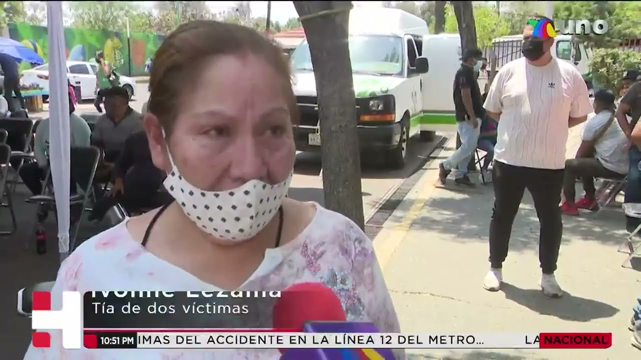 Familiares reconocen cuerpos de seres queridos por desplome en la Línea 12