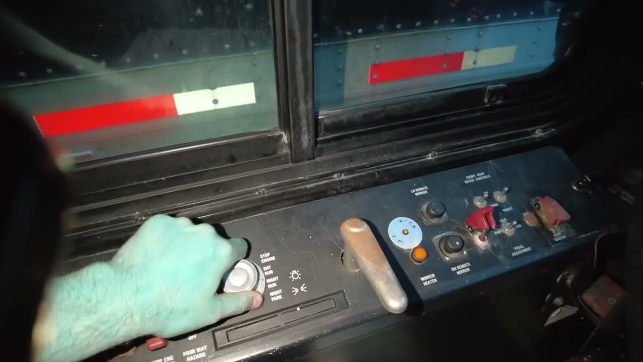 Startin ze Flyer pt. 1 (2009 ex-DRT New Flyer D40LF)