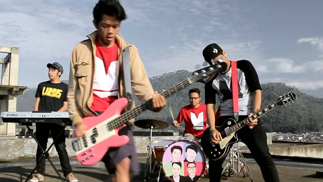 Bayu Skak WTB - Mangan Pecel (Music Video)