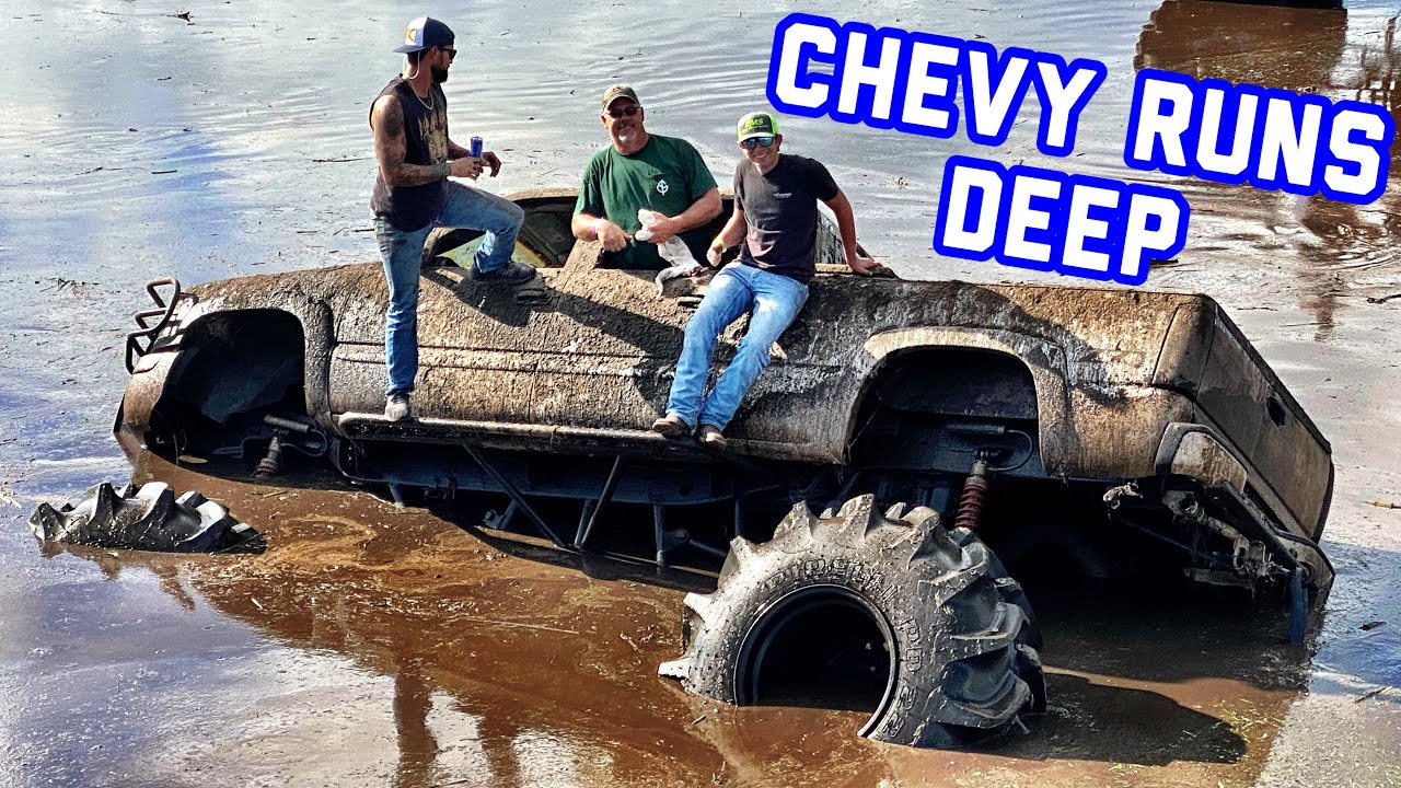 Mega Truck Water Carnage at Iron Horse Mud Ranch