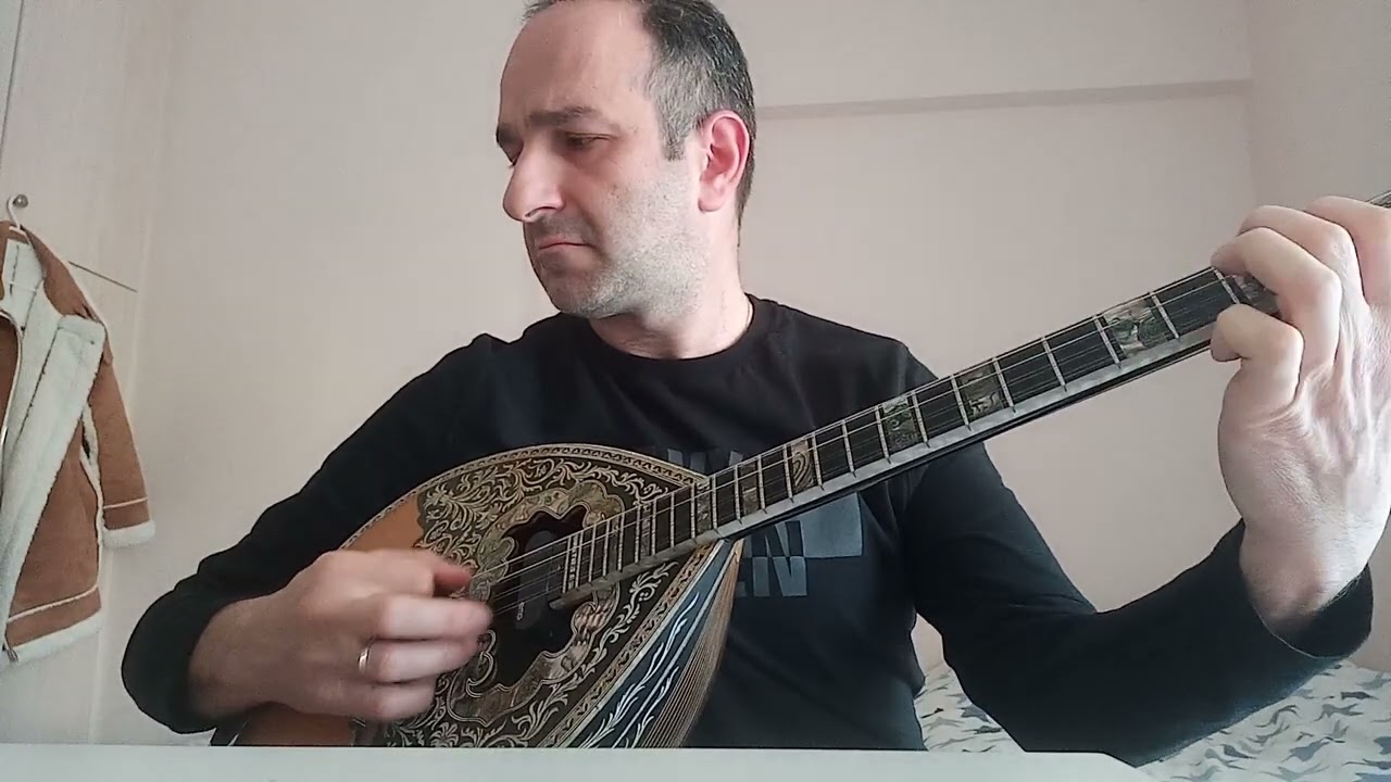 ΤΑΞΙΜΙ - ΚΑΤΩ ΑΠ ΤΟ ΡΑΔΙΚΙ - THANASIS VASILAS