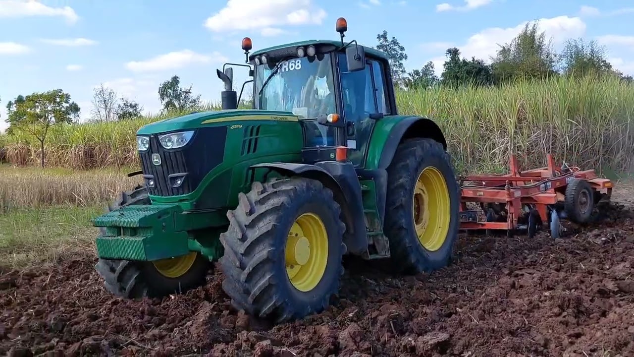 John deere 6195M #รถแทรกเตอร์จอห์นเดียร์ไถผาน12จาน