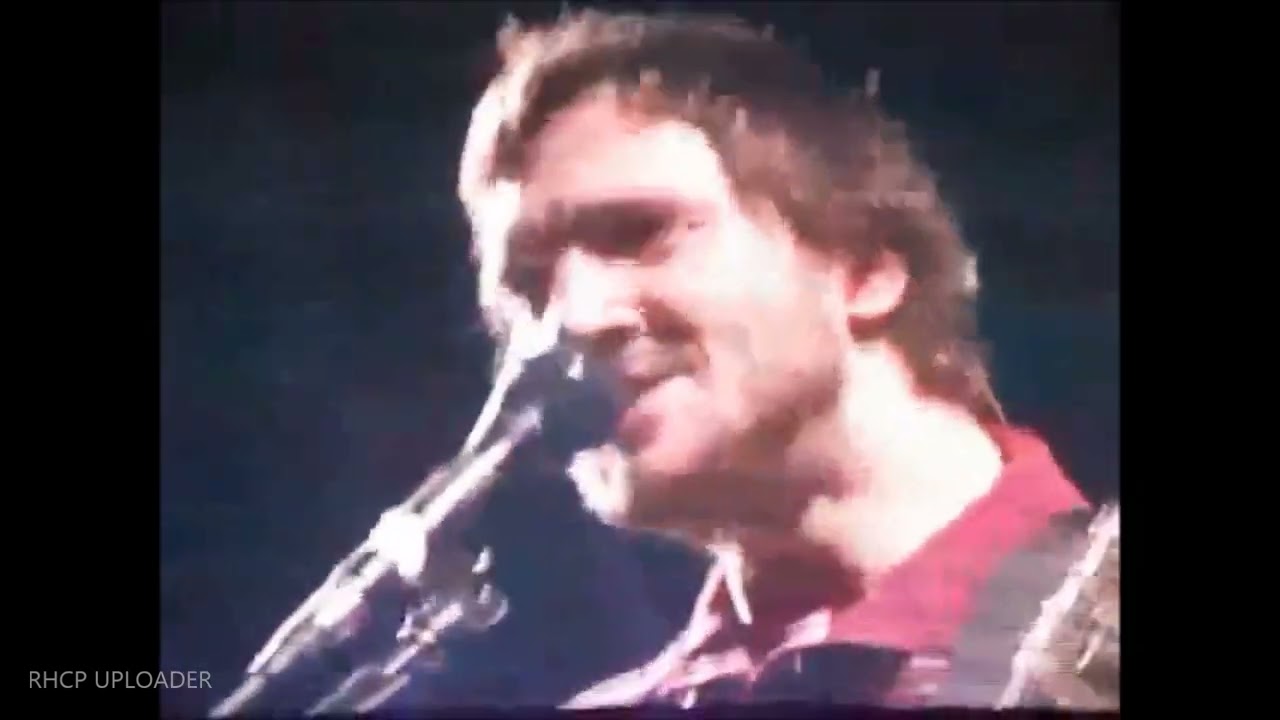 Red Hot Chili Peppers - Coachella 2007 (Full Show) (Multicam/AMT Audio)