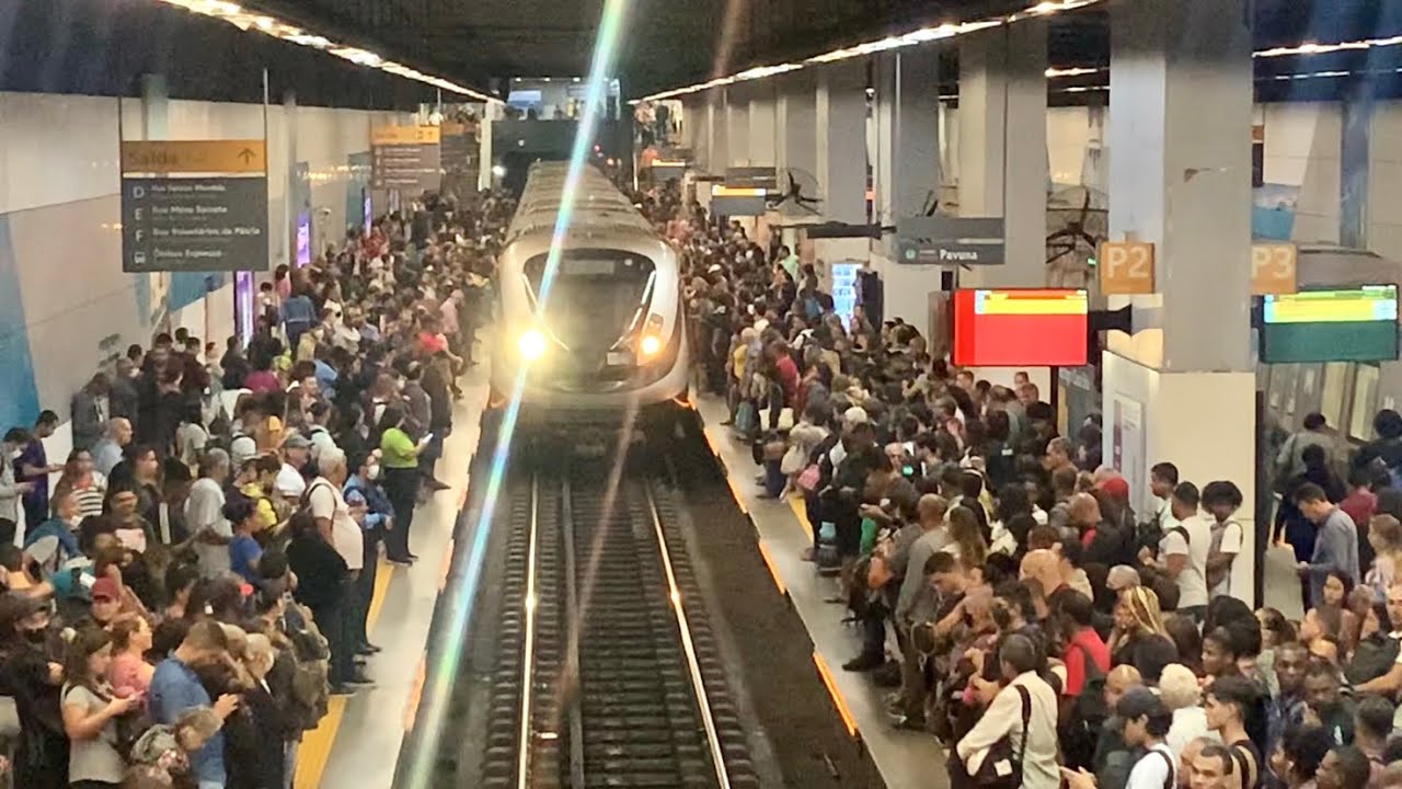 MetrôRio | 7 trens em Botafogo/Coca-Cola, no rush