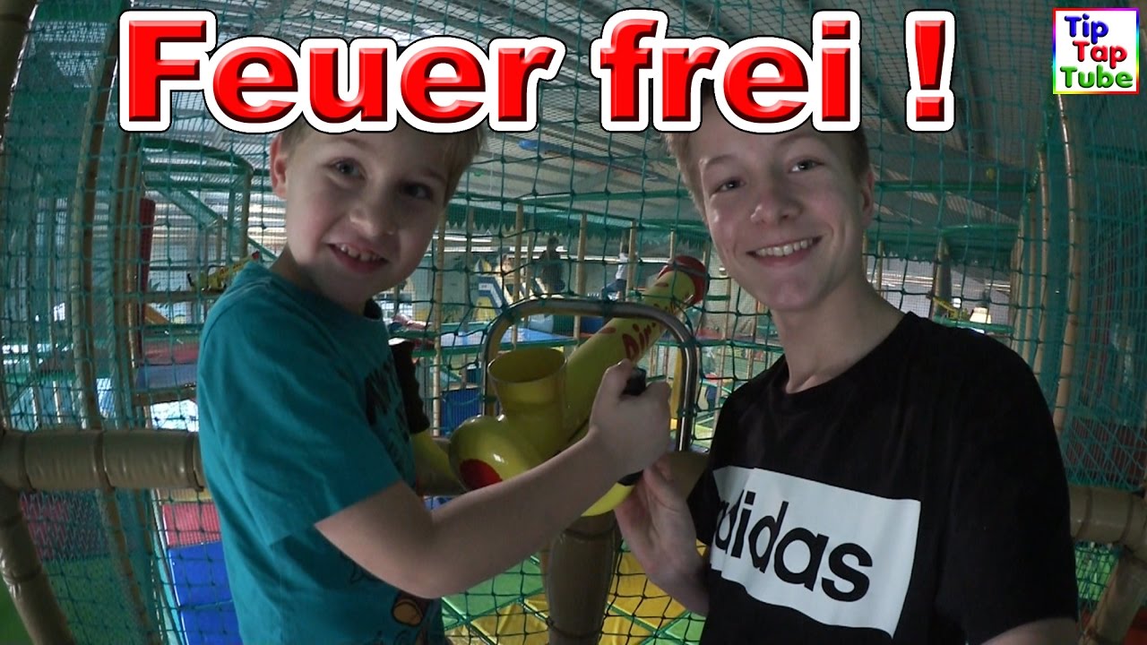 MEGA FUN IM TRAMPOLINO Indoor Spielplatz Freizeit Park Feuer Frei VLOG TipTapTube