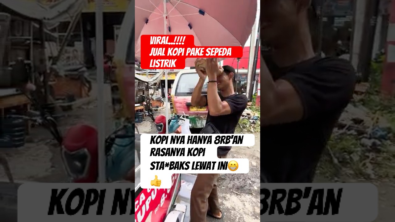 Jual kopi ada atraksi nya mantul kaleee ini #streetfood #food #shortvideo #membantuumkm