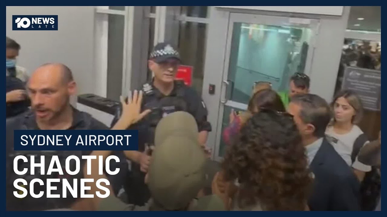 Protesters Clash With Police At Sydney Airport Ahead Of Iranian Women’s Departure | 10 News