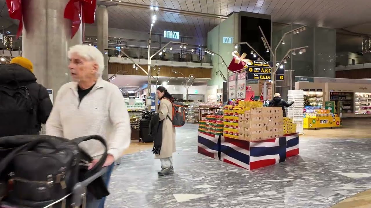 🎄 Oslo Airport Christmas Lights (OSL Gardermoen) ✈️ Cozy Winter Walk in Norway 4K